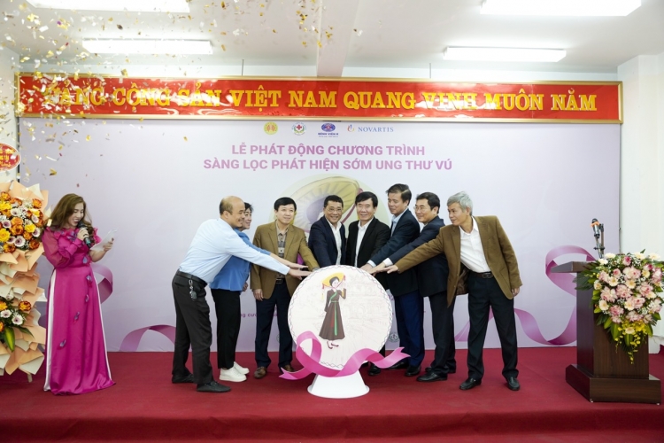 Lễ phát động chương trình khám sàng lọc phát hiện sớm ung thư vú tại tỉnh Bắc Ninh năm 2023